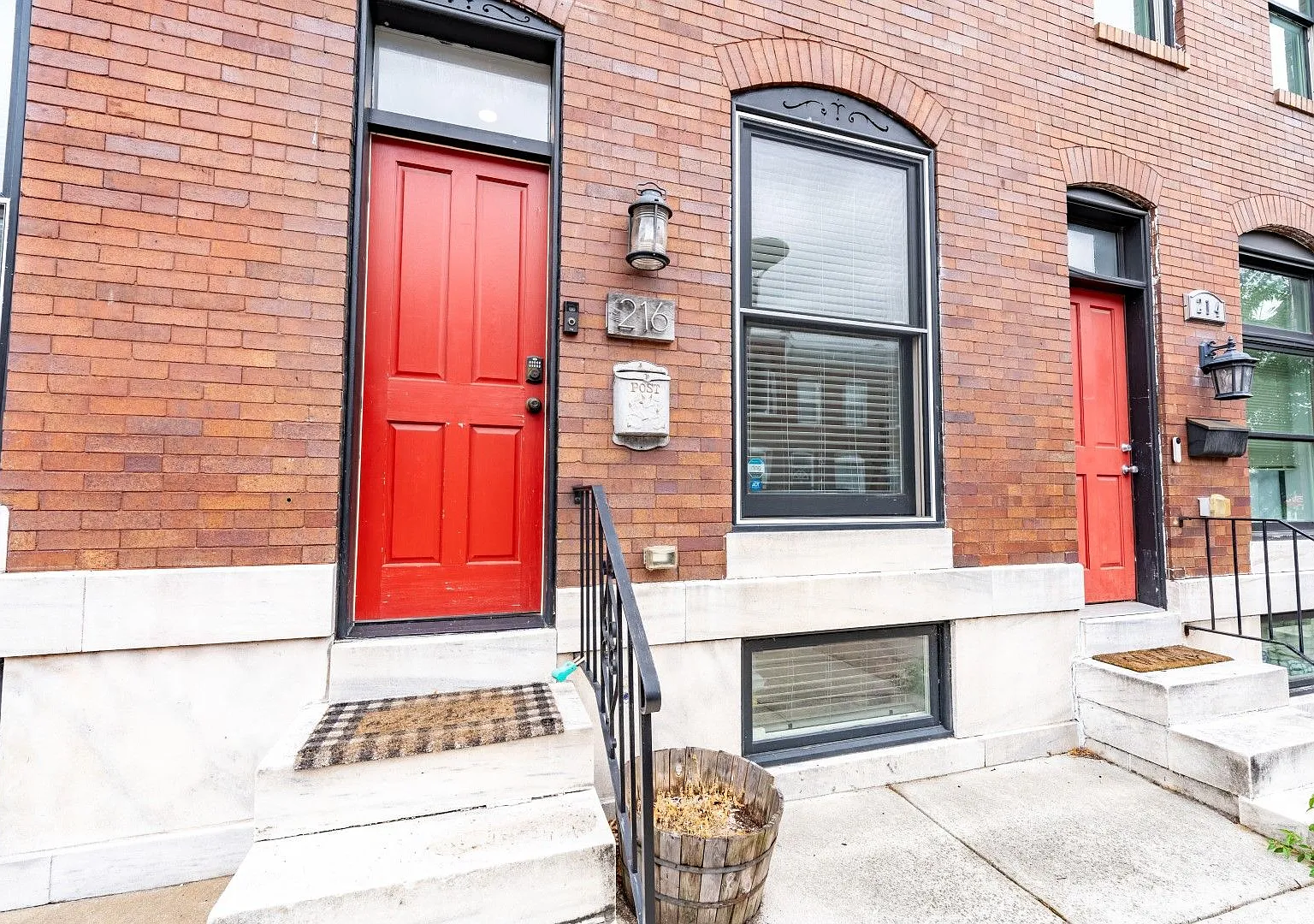216 S. Robinson St/3 Bedroom, 3 Bath in Patterson Park — Photo 2