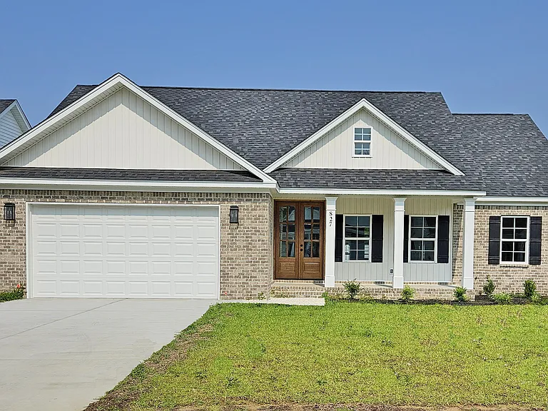 827 Sharpe Dr — Photo 1