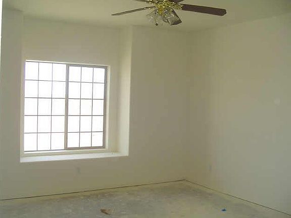 4th image of 10499 N Krisel Court