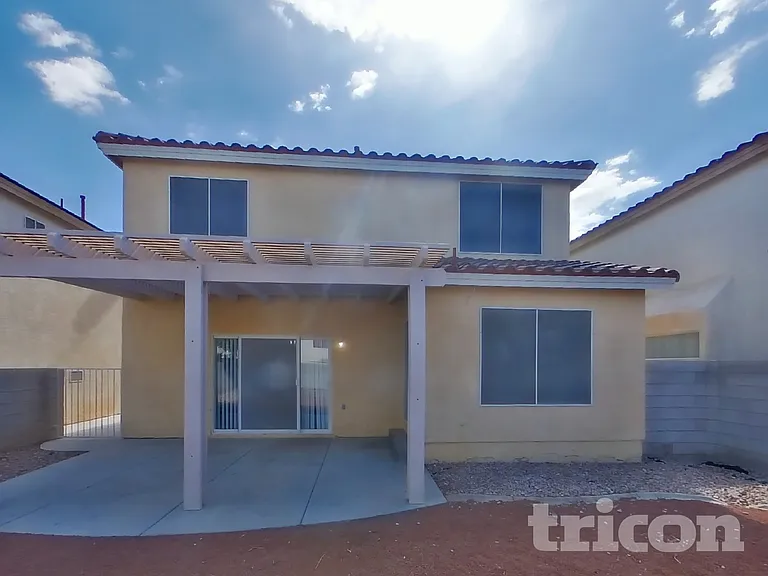 10207 Ghost Gum St — Photo 16