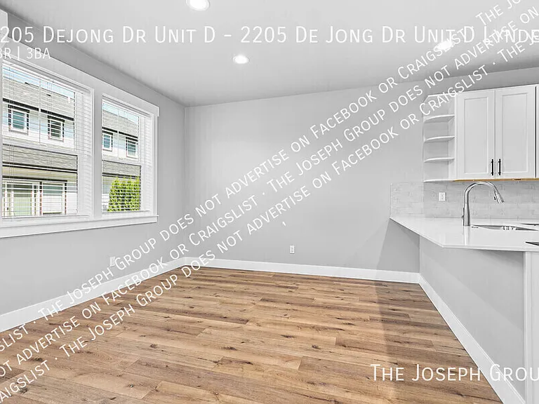 2205 Dejong Dr #D — Photo 17