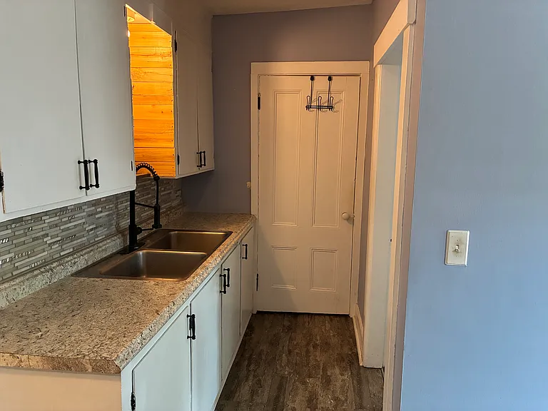 18 Granite St #3 — Photo 9