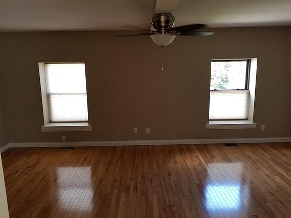 5th image of 4202 Maryland Ave #A