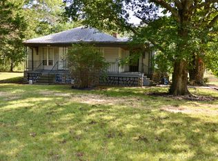 1211 W Moore St, Henryetta, OK 74437