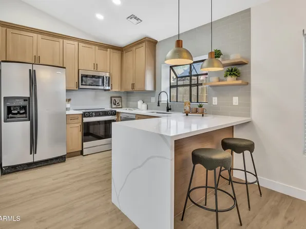 18205 N 18TH Street, Phoenix, AZ 85022