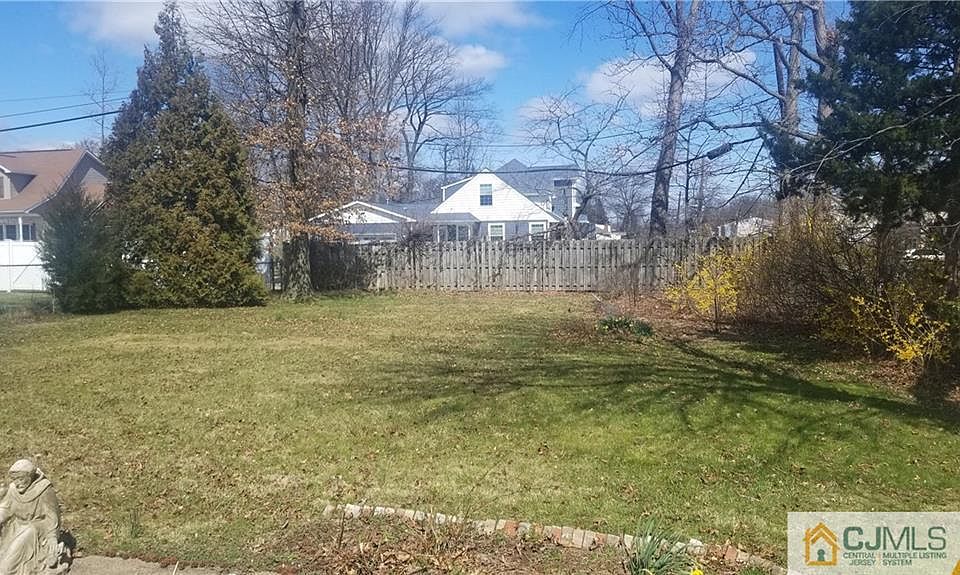 2nd image of 16 Eli Rd