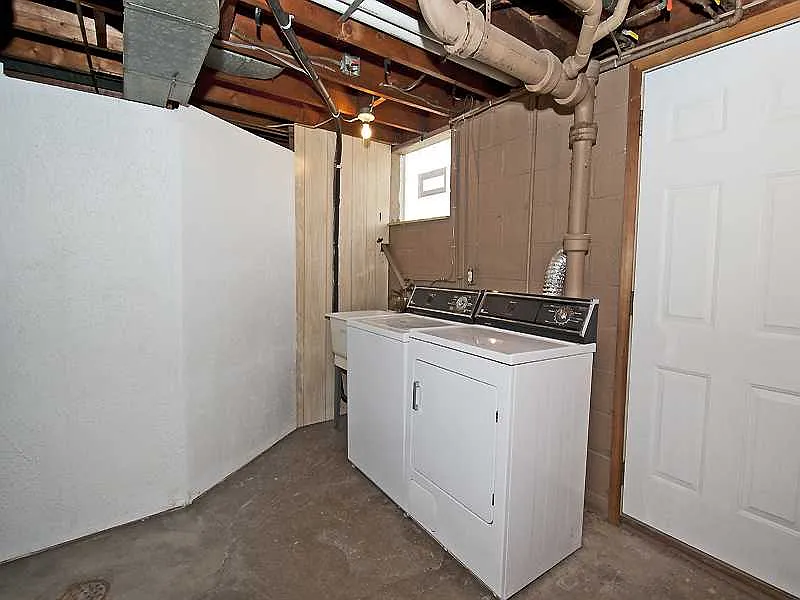 328 Cedarcove St photo 1