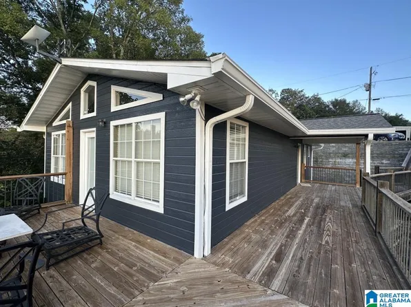 123 Tom Cabins Rd, Bessemer, AL 35023