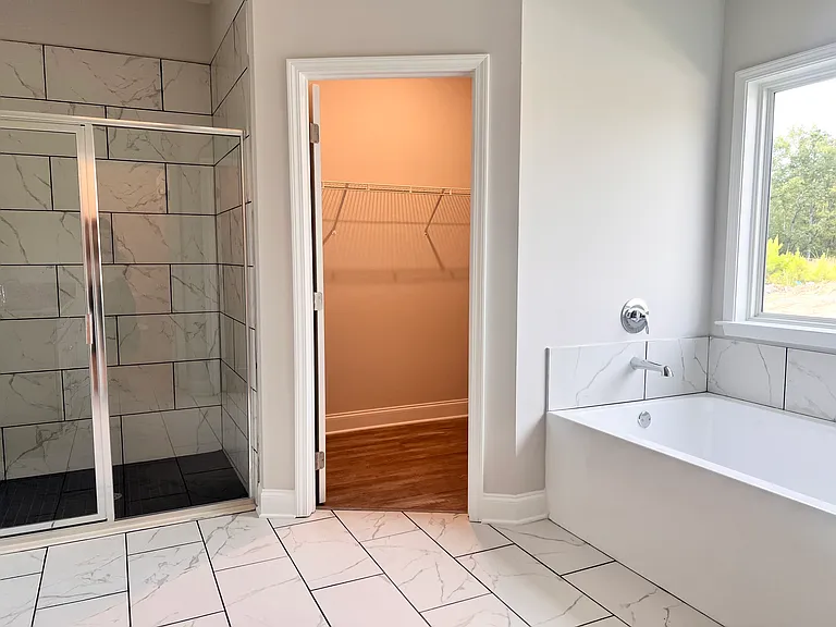 8024 Climbing Ivy Ct — Photo 15