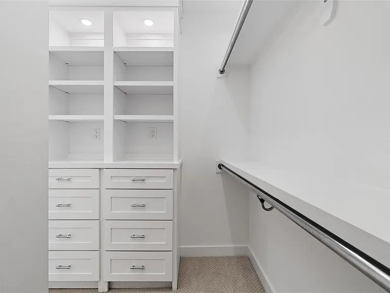 1210 Hawthorne St — Photo 25