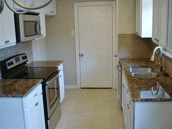 2nd image of 913 Laguna Dr