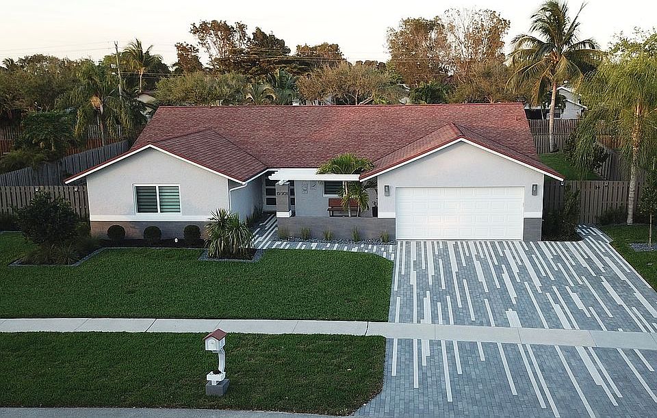 1st image of 15901 N Wind Cir