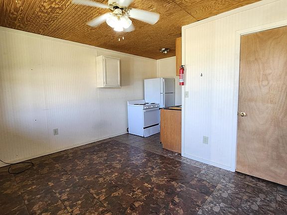 2nd image of 150 Grass Valley Trl