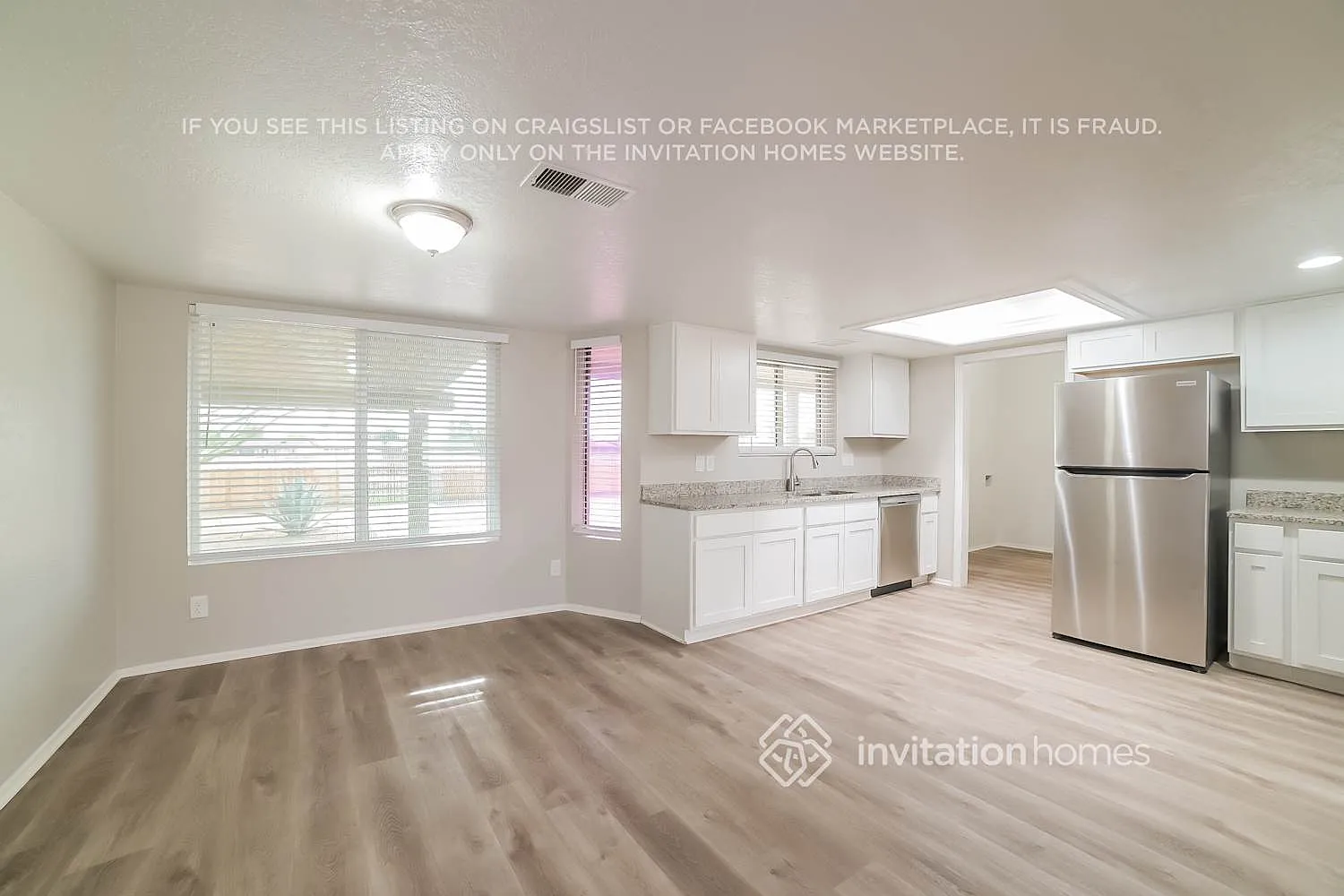 4454 N 105Th Ave Phoenix, AZ 85037 — Photo 3