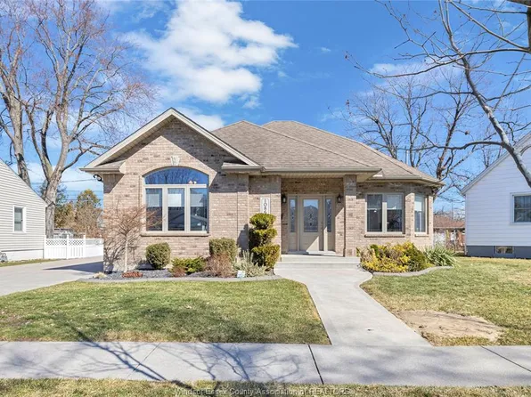 1086 Edward Ave, Windsor, ON N8S 2Z8