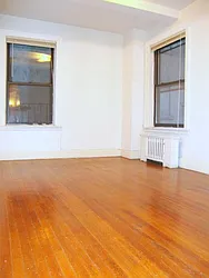 Rented by Ready Group