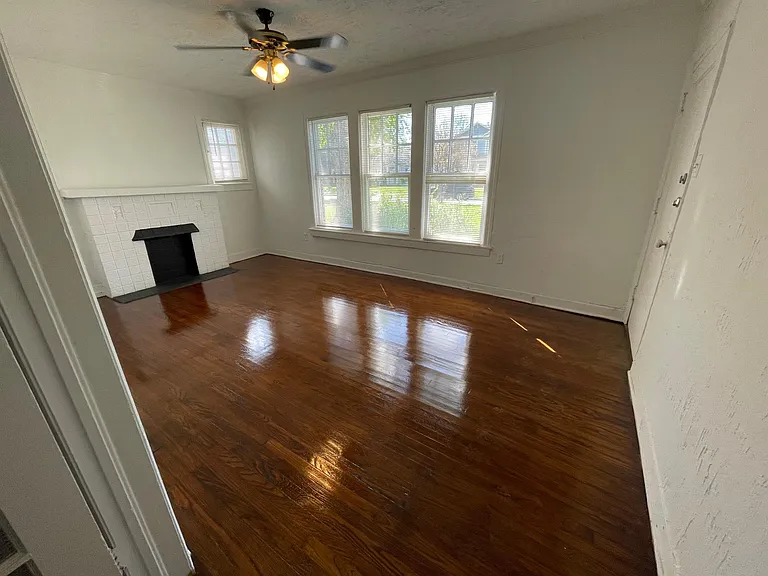 5201 Miller Ave #UPPER — Photo 11