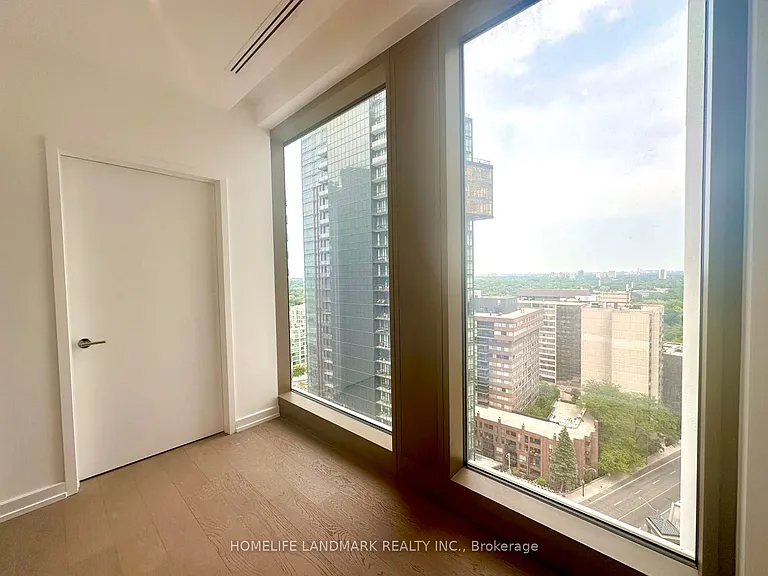 50 Scollard St #1701 — Photo 25