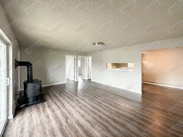 1106 Church Ave — Photo 5