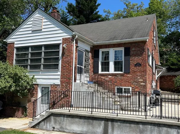 1301 N Kirkwood Rd, Arlington, VA 22201