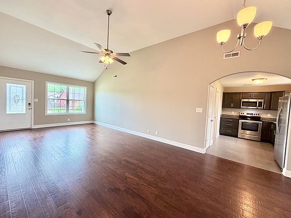 3rd image of 106 Ambridge St