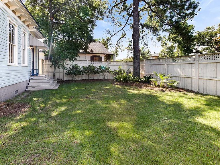 2506 Jefferson St — Photo 54