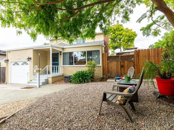 910 Cordilleras Ave, San Carlos, CA 94070