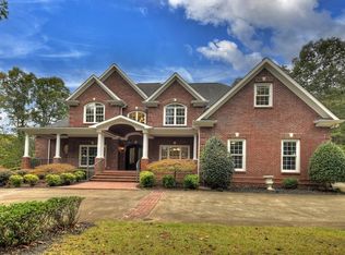 24 Creekwood Dr, Talking Rock, GA 30175