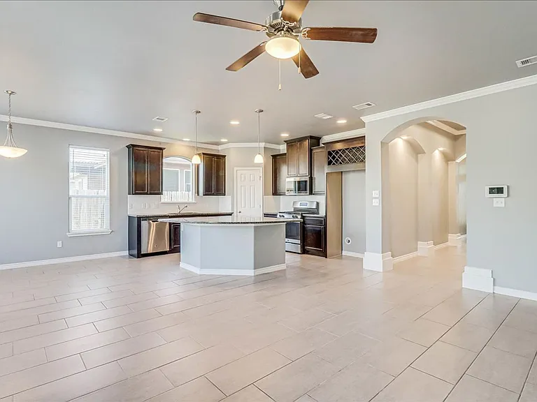 2217 Ibis — Photo 8