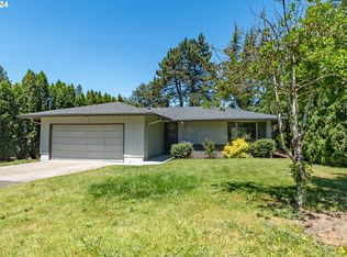 8015 SW Mapleleaf St, Portland, OR 97223