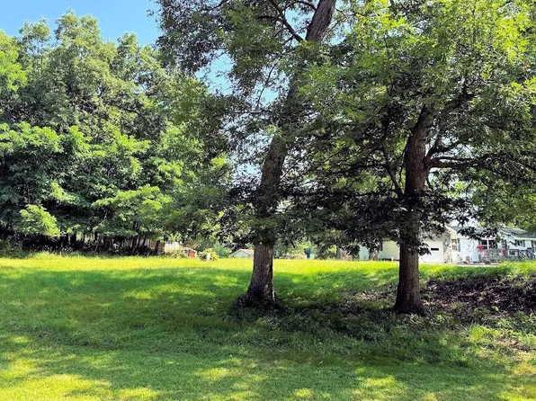 61 Dakota Rdg, Baraboo, WI 53913