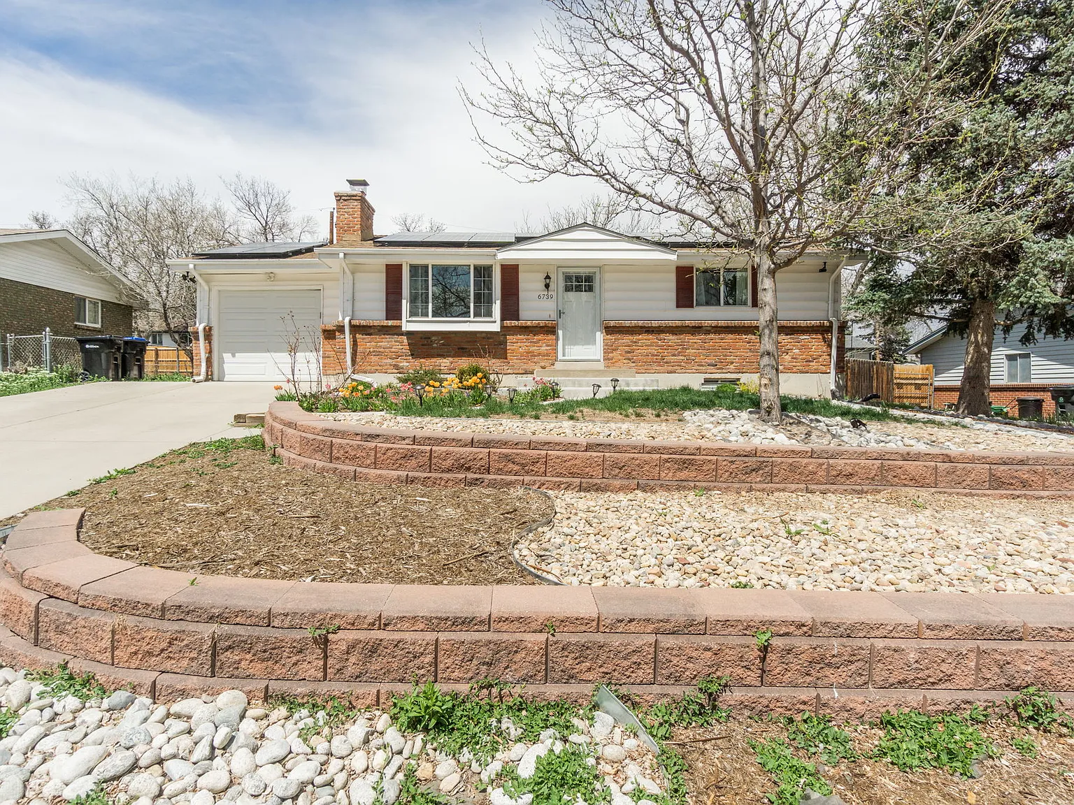4 bed, 1750 sqft, $3,200 — Photo 1