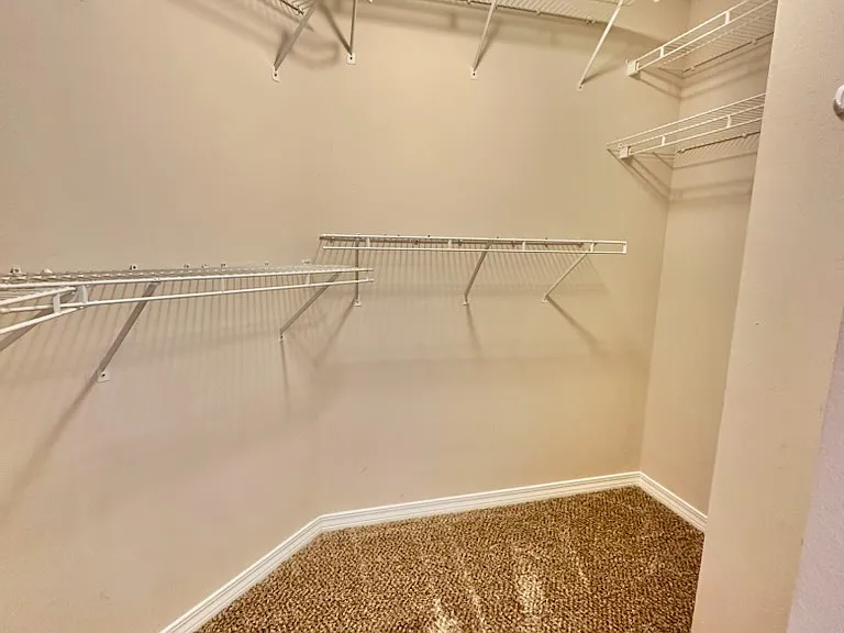 4025 Lauren Ct — Photo 14