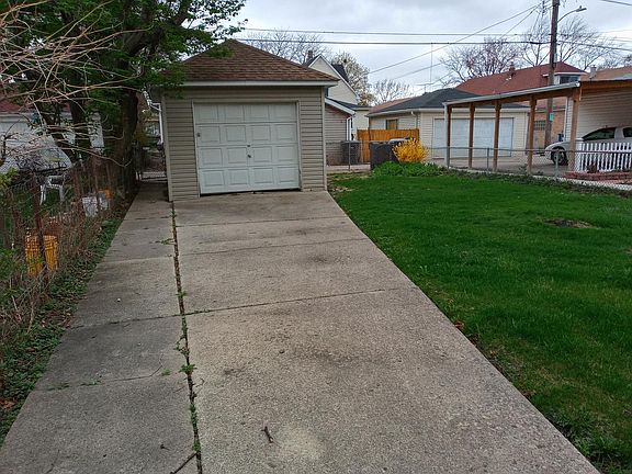 4th image of 1822 S 61st Ct