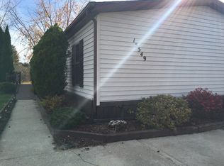 15549 Pine Ridge Dr, Linden, MI 48451