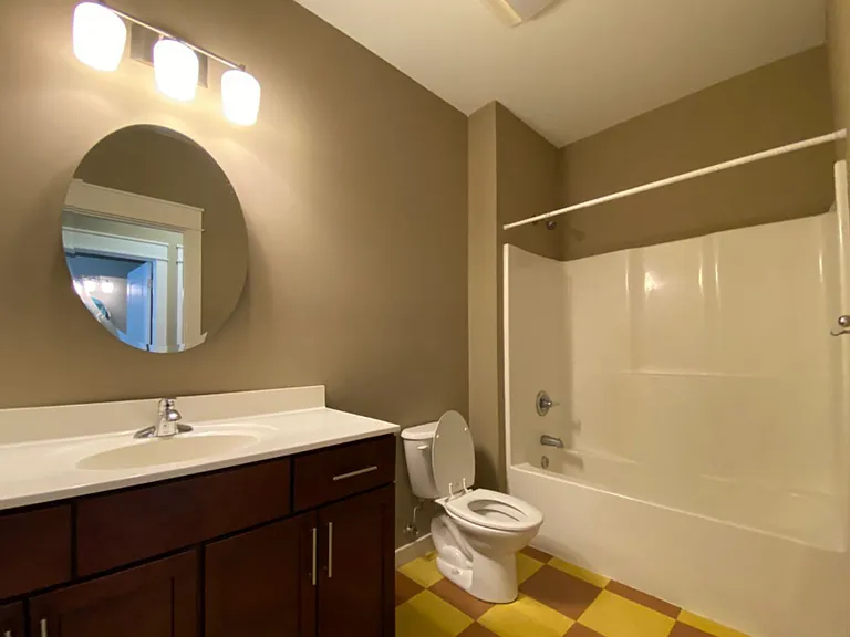 425 E Hillside Dr #1-4 — Photo 7