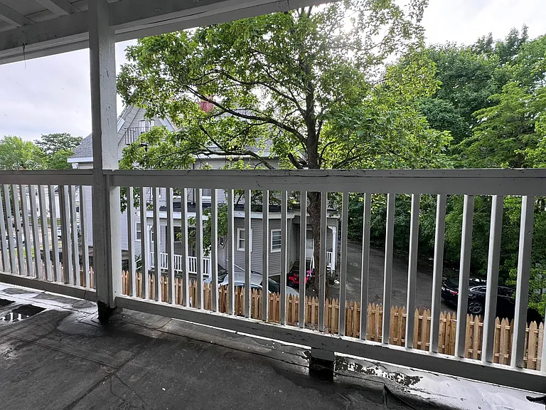 29 Bolton Pl #2 — Photo 9