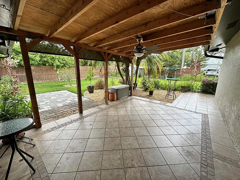 Covered Lanai