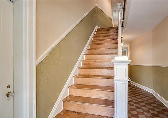 3rd image of 303 S Arthur Ashe Blvd #7-1