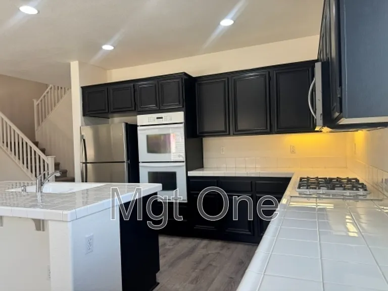 29089 La Ladera Rd — Photo 2