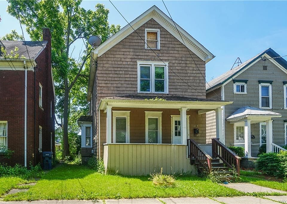 2nd image of 1335 Niagara Ave
