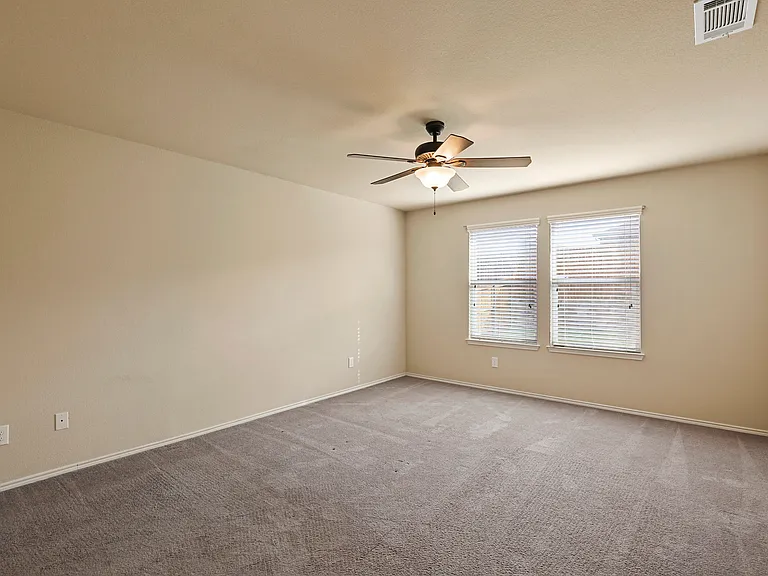 1433 Willoughby Way — Photo 22