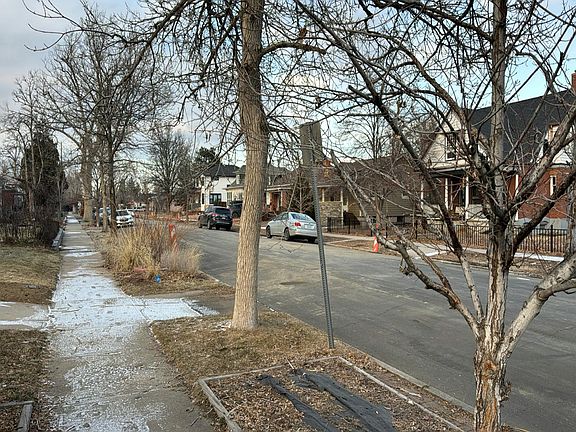 5th image of 4935 Perry St