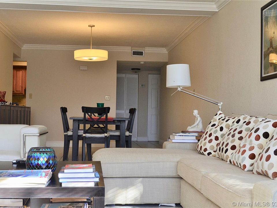 1st image of 20850 San Simeon Way APT 309-5