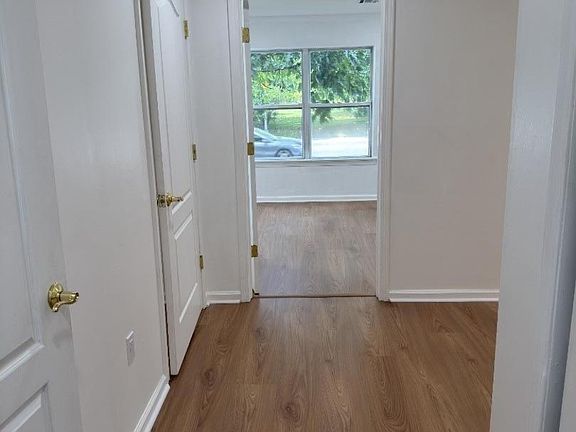 3rd image of 901 Stuyvesant Ave APT 106