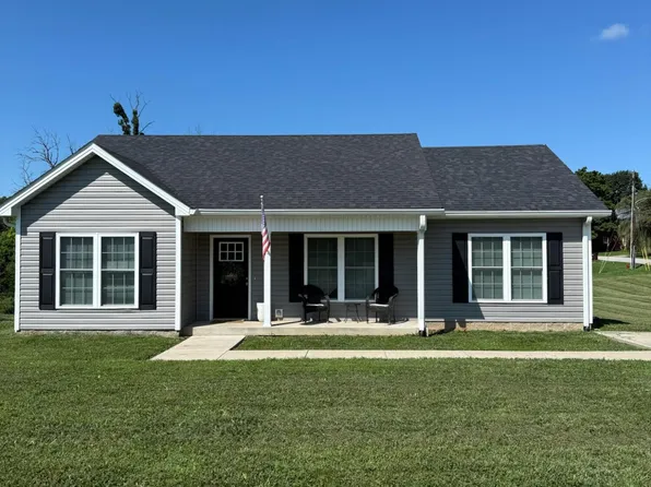 22 Temple Dr, Springfield, KY 40069