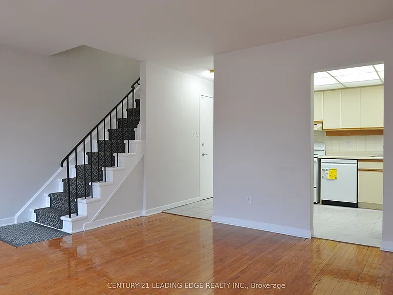 1013 Pape Ave #A — Photo 26