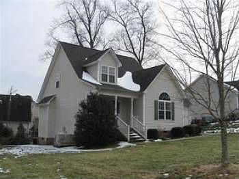 2nd image of 108 Cullen Pl