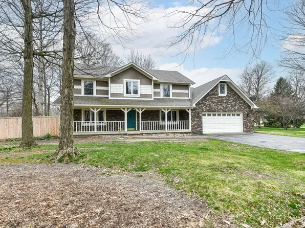 7315 W Heritage Dr, New Palestine, IN 46163