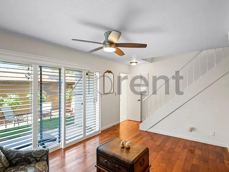 1904 Pomar Way — Photo 9